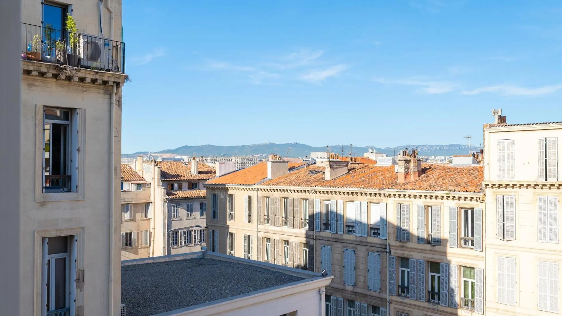 Apartment Sweet Cocoon In A City Center Marseille